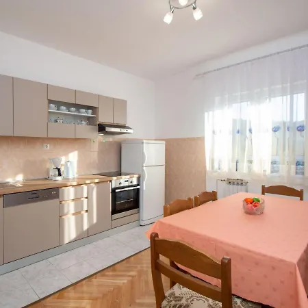 Lägenhet Apartment Brodarica 7 *