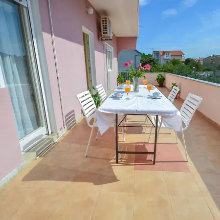 Apartment Brodarica 7